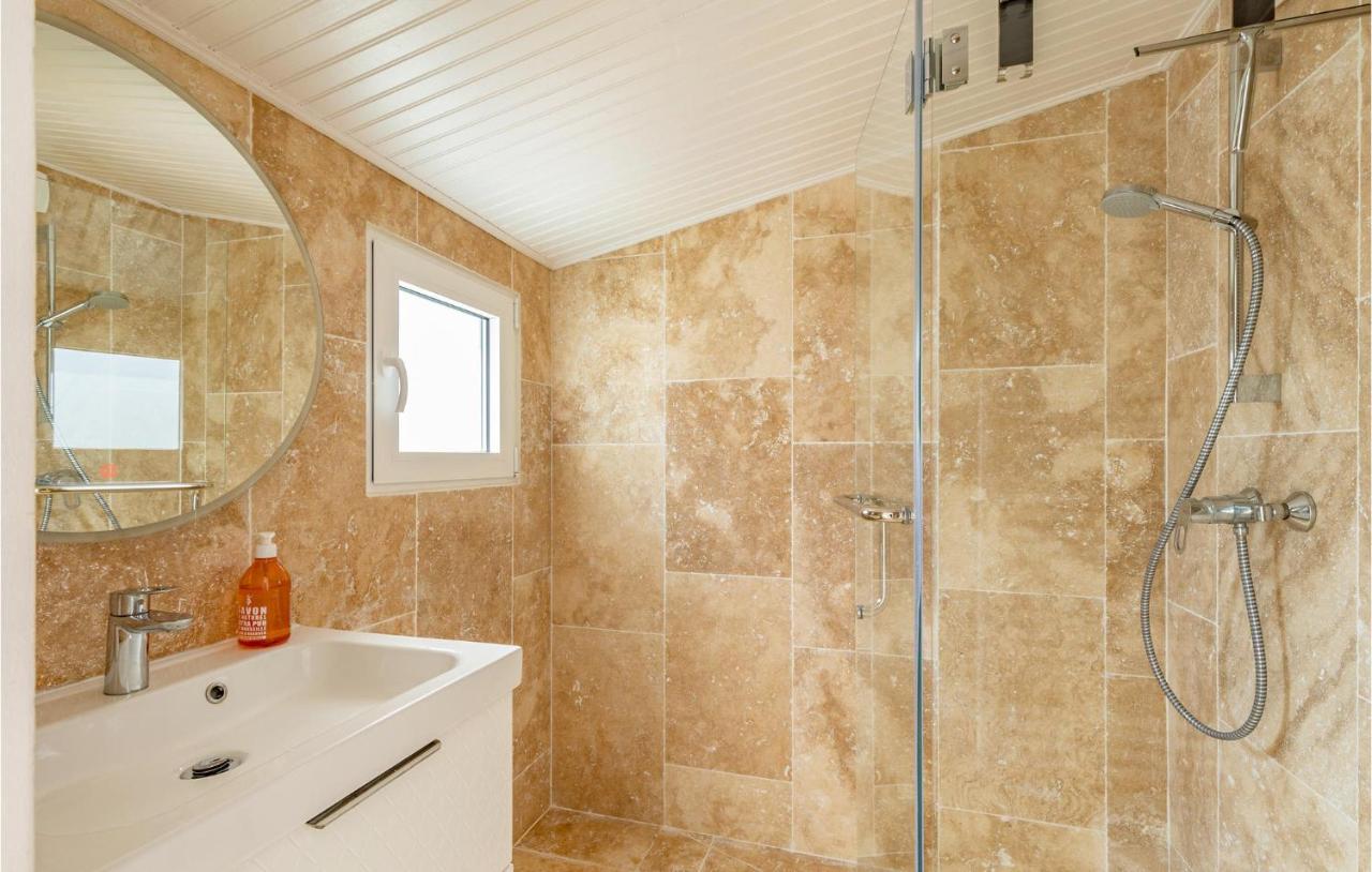 Stunning Home In Noirmoutier En Lile エクステリア 写真
